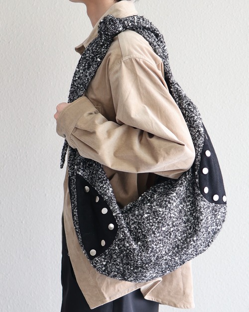 theworldisyouroyster 25AW/OYSTER Zipper Bag Black