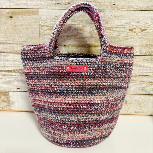 シンプル編みのバッグ　1