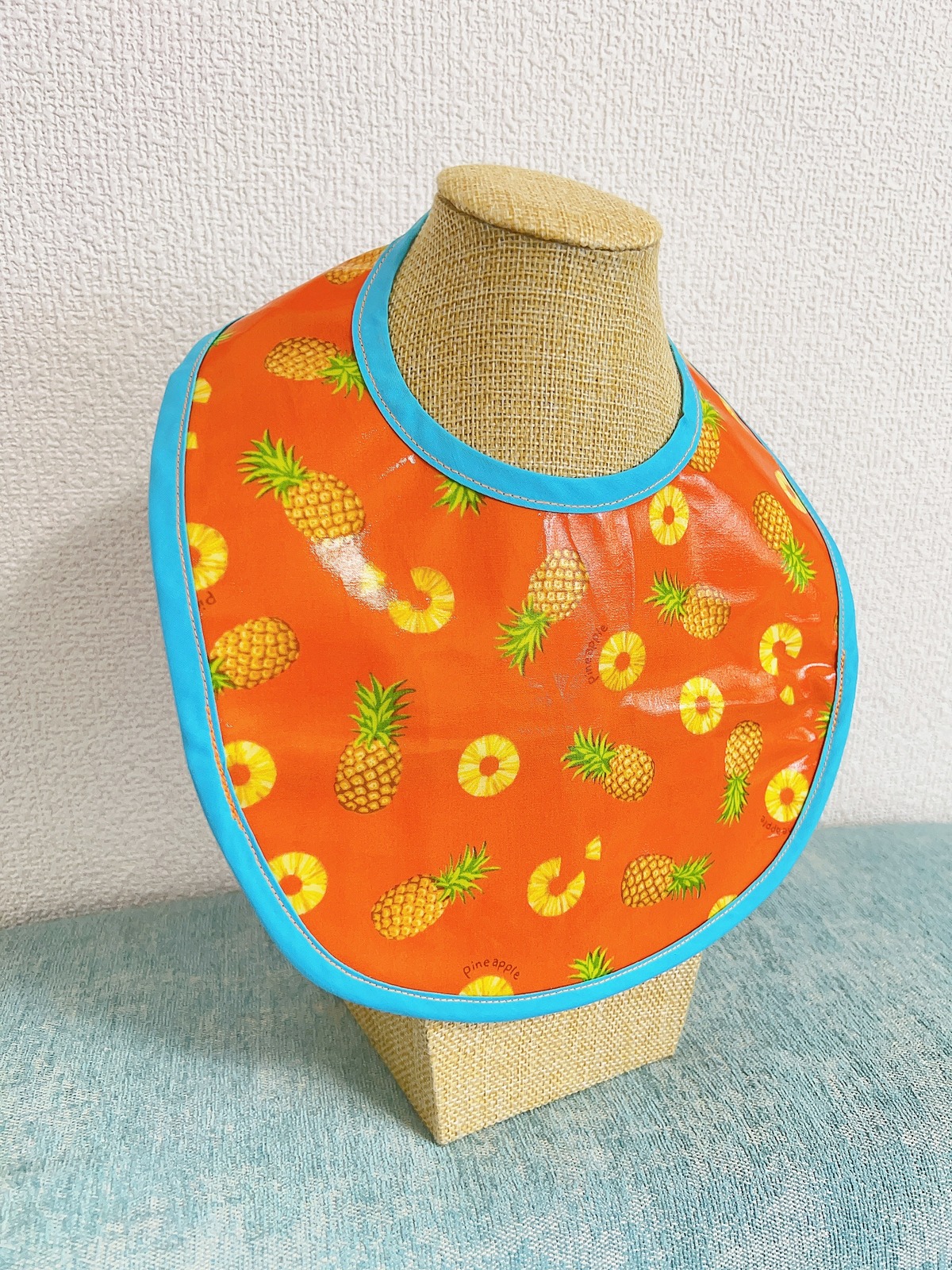 Pineapple candy MANASHELL