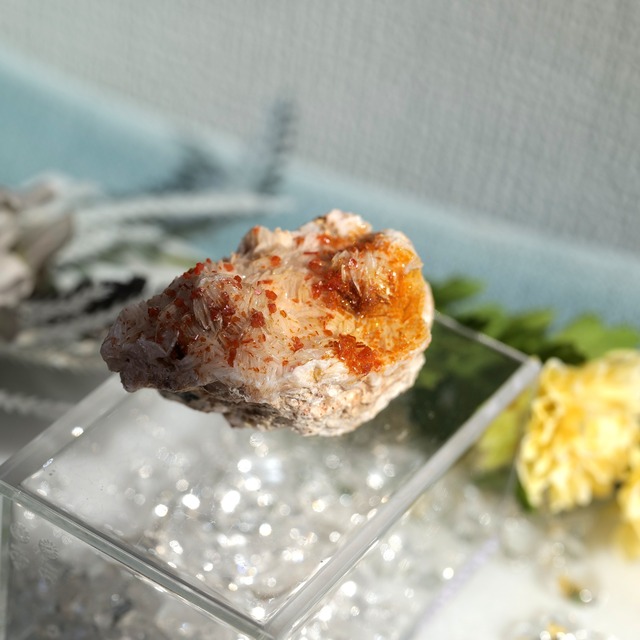 【情熱と行動を呼び覚ます“火の鉱石”】バナジナイト T41_8