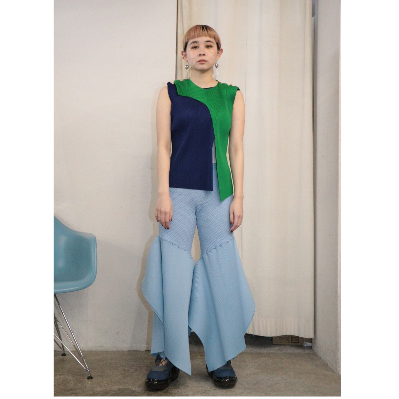 kotohayokozawa / Front open top プリーツ ノースリーブブラウス/FREE/TD23S-P10// kotohayokozawa Front open top (GREEN) TD23S-P10 | IAAAM ONLINE STORE