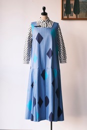 Blue diamond print dress