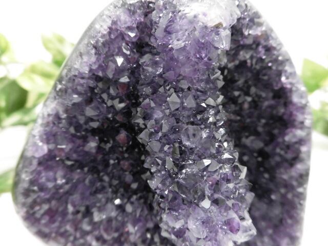 【送料無料】【高品質】 ウルグアイ産アメジスト no.5