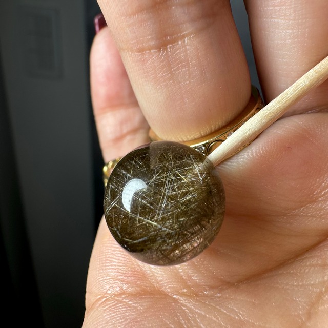 no.R3 ブラウンルチル 約14.7mm