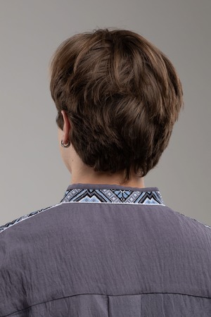 【男女兼用モデル】ウクライナ手刺繍ヴィシヴァンカ　半袖　フリーサイズ