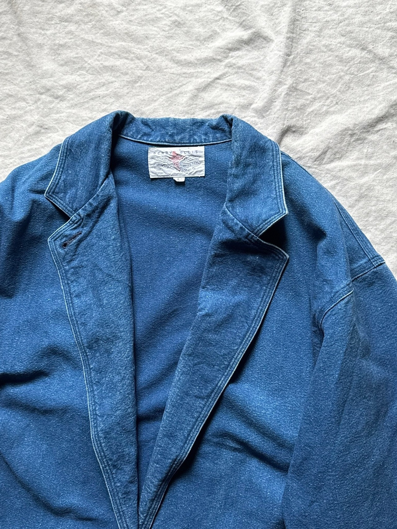 Perry ellis * Levi's light blue denim jacket