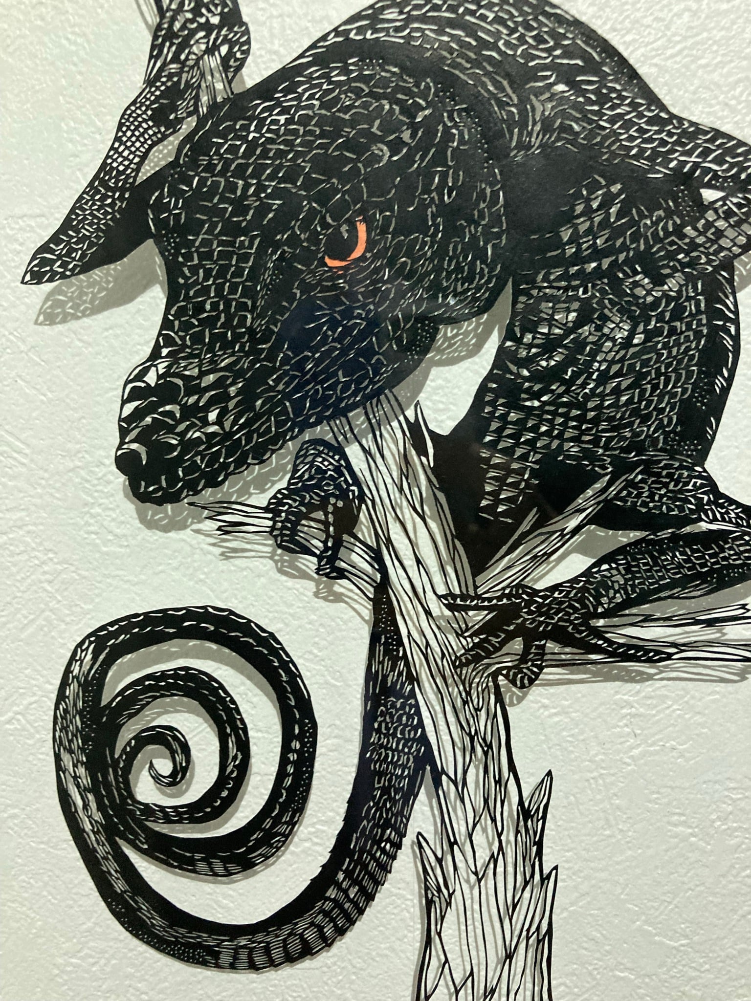 ブラックツリーモニター | インテリアアート 人気の切り絵アート