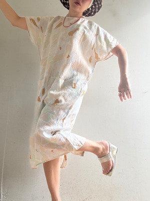 1980s Vintage Linen Floral Art Dress