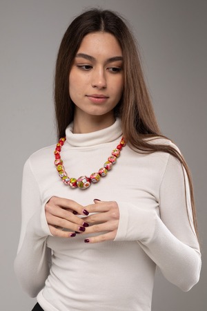 ペトリキフカ木製ナミスト（ヴィシヴァンカ装飾用ネックレス）ホメンコ作