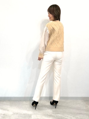 ケーブル×布帛スリーブ異素材ニット