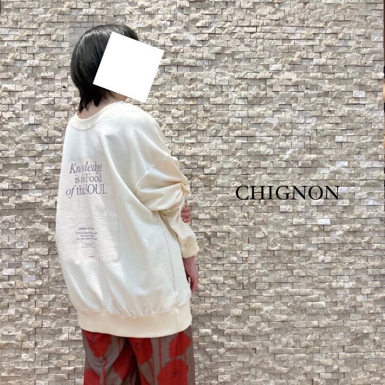 【CHIGNON】2way枠ロゴスウェット(8235-368KK)