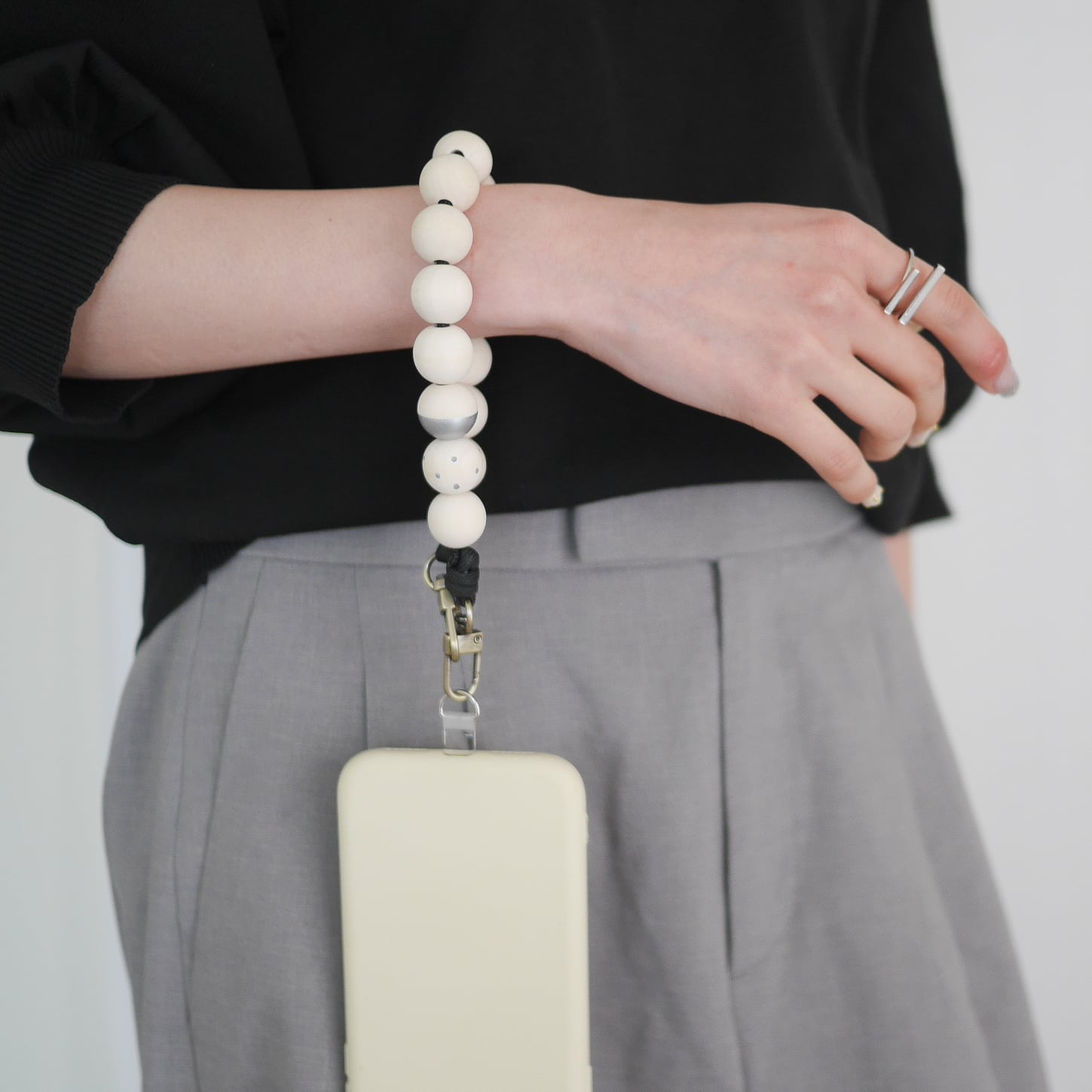 ドットビーズハンドストラップ M │DOT BEAD HAND STRAP M | ADRIA DESIGN