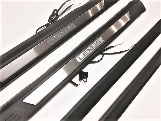 レクサス RCF純正 現行年式Fロゴ付 スカッフプレート LEXUS RC レクサス RCF純正 現行年式Fロゴ付 スカッフプレート LEXUS RC LEXUS