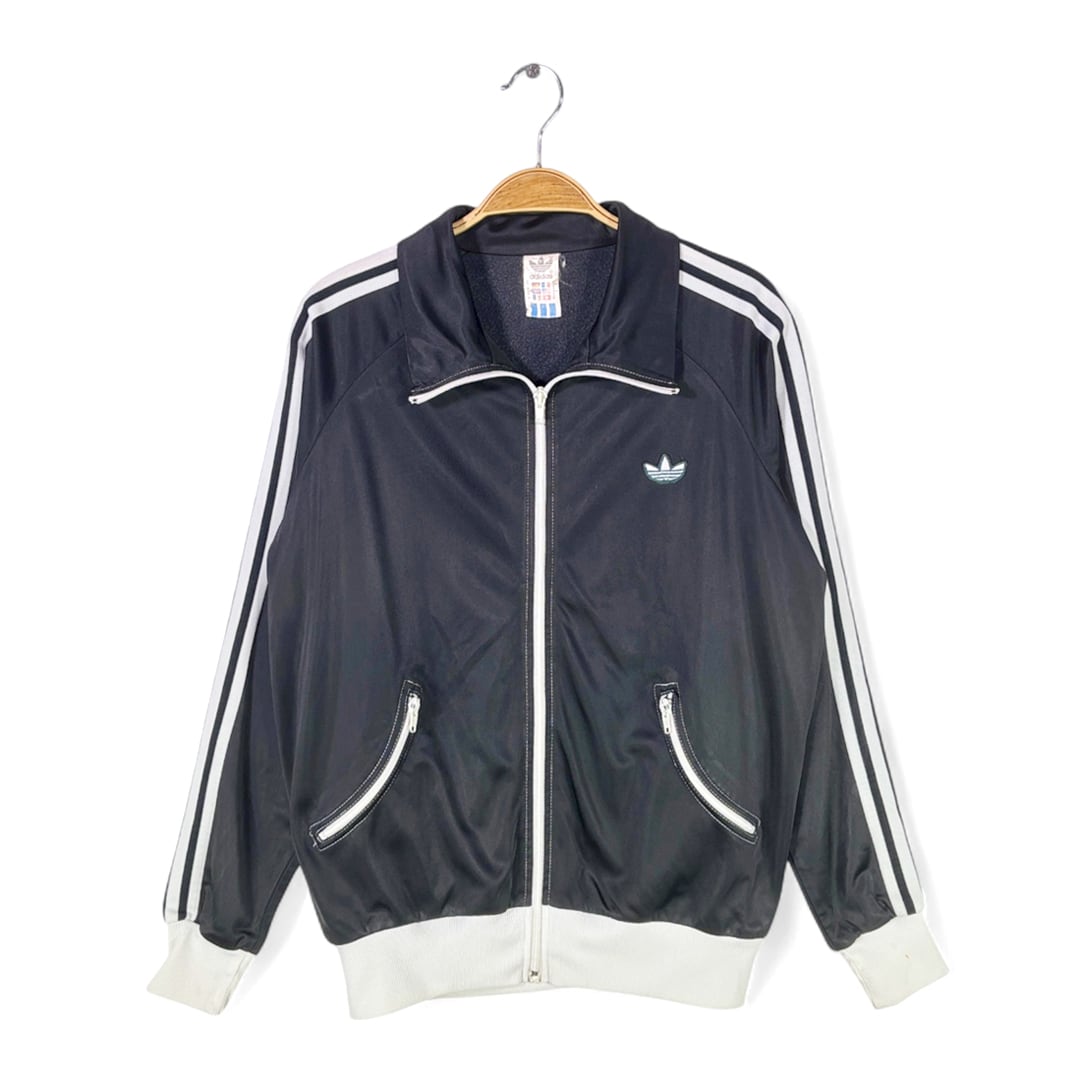 80s アディダス ハンガリー製 曲がりポケット ヴィンテージトラックジャケット ジャージ ブラック adidas サイズM相当 古着 @CK0248
