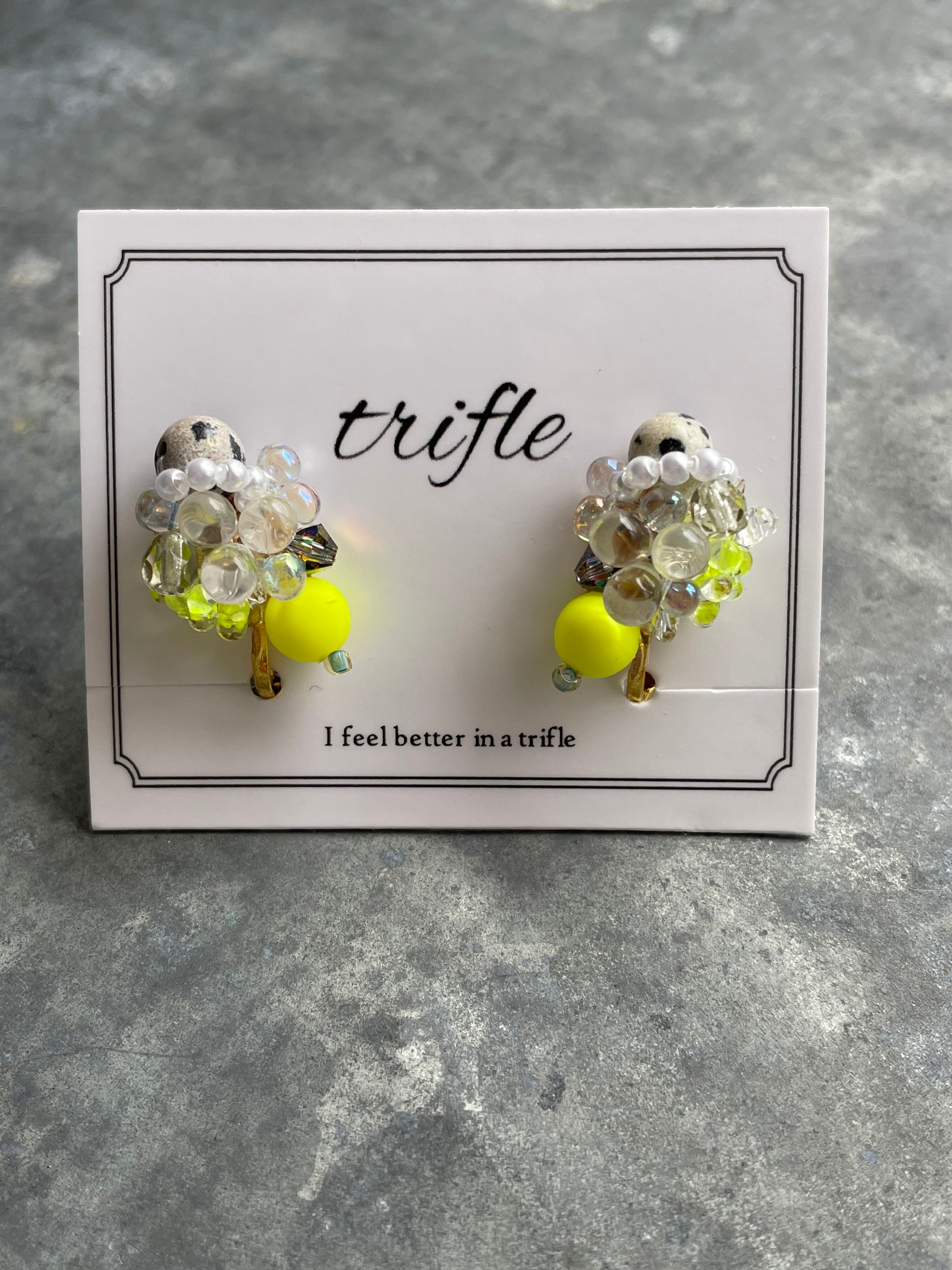 neon yellow Dalmatian jasper(earringのみ)