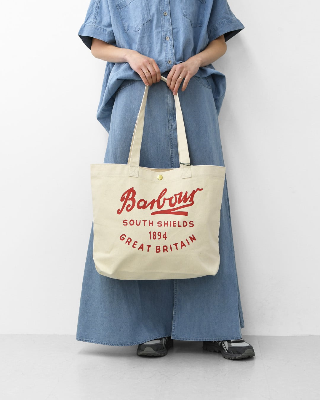 Barbour [バブアー] script tote bag [UBA0752] スクリプト ロゴトート