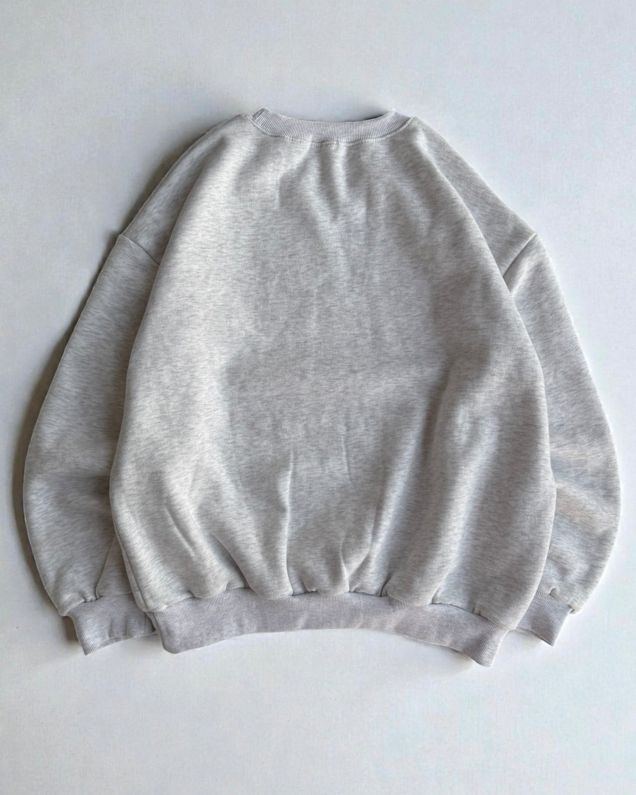 calm oversized tree farm sweat shir < white melange>