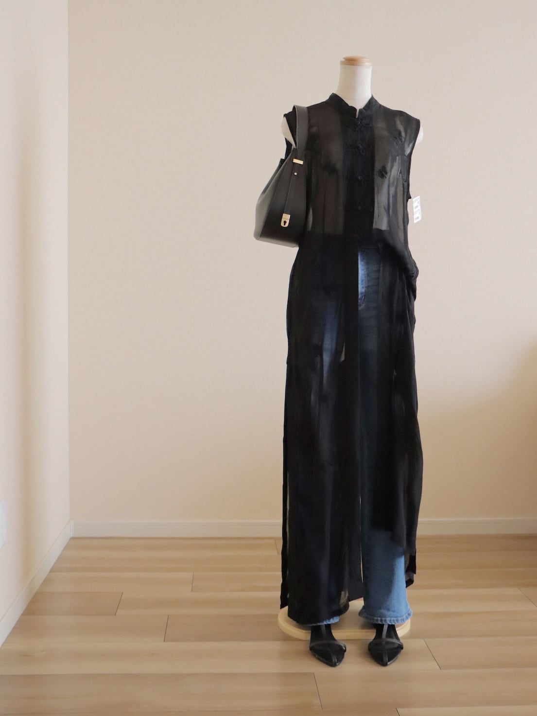 ●90s (dead stock)made in INDIA butterfly embroidery black color sheer long vest dress