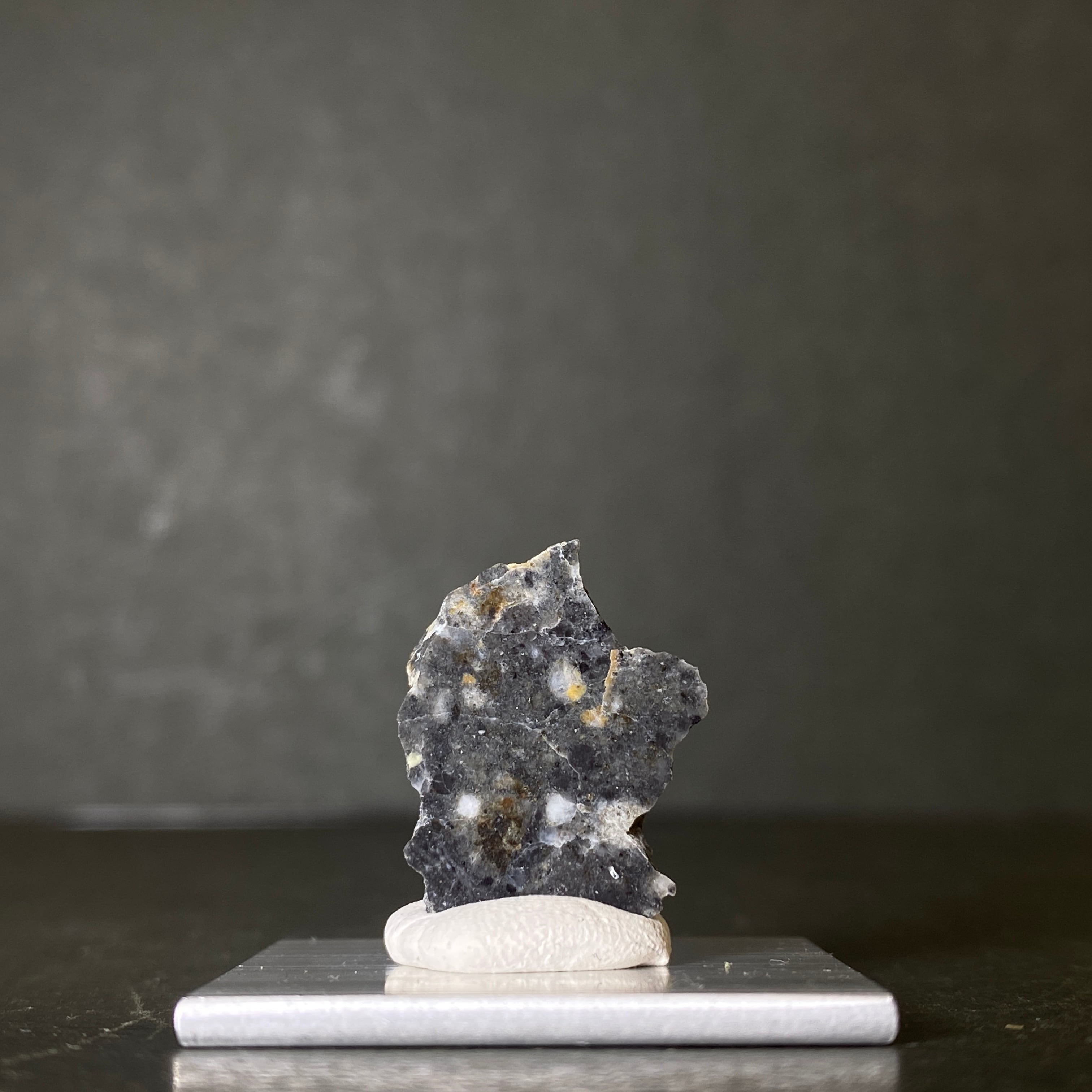 月の隕石 ベシャール006 bechar006 24091312 | 【隕石屋】METEOS