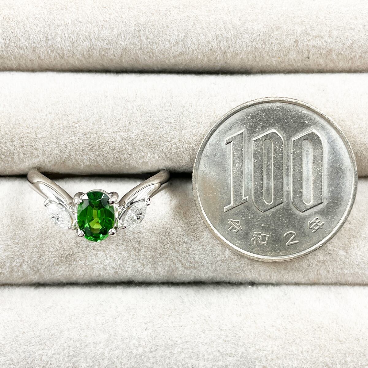 Pt900 天然ガーネット 0.80ct 天然ダイヤモンド 0.27ct リング