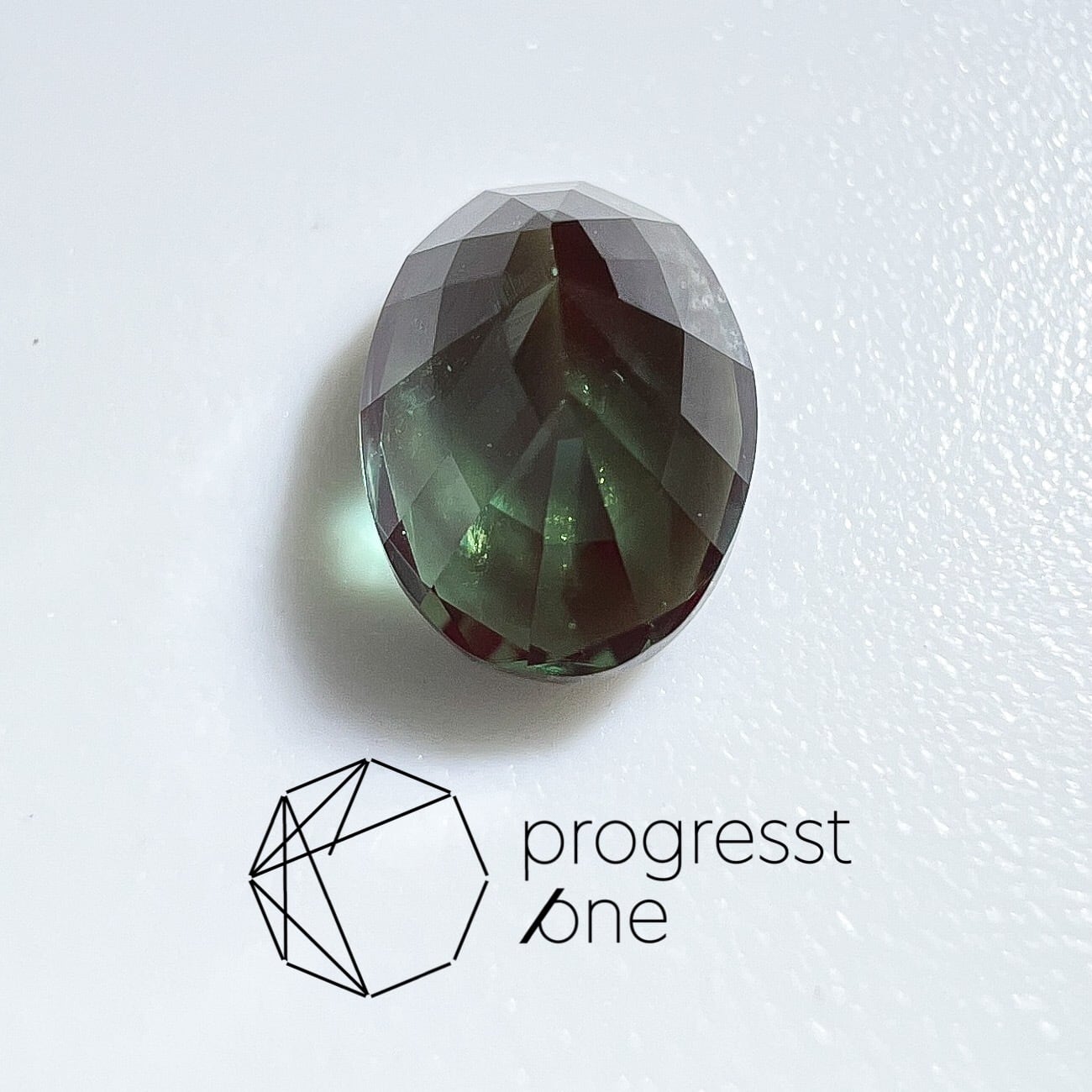 合成アレキサンドライト1.02ct | progresstone