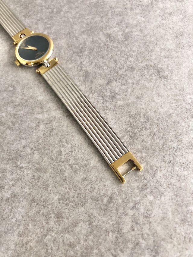 Christian Dior クリスチャン ディオール 腕時計 シルバー ラウンドフェイス ステンレススチール 3025 vintage ヴィンテージ オールド 6bgg33
