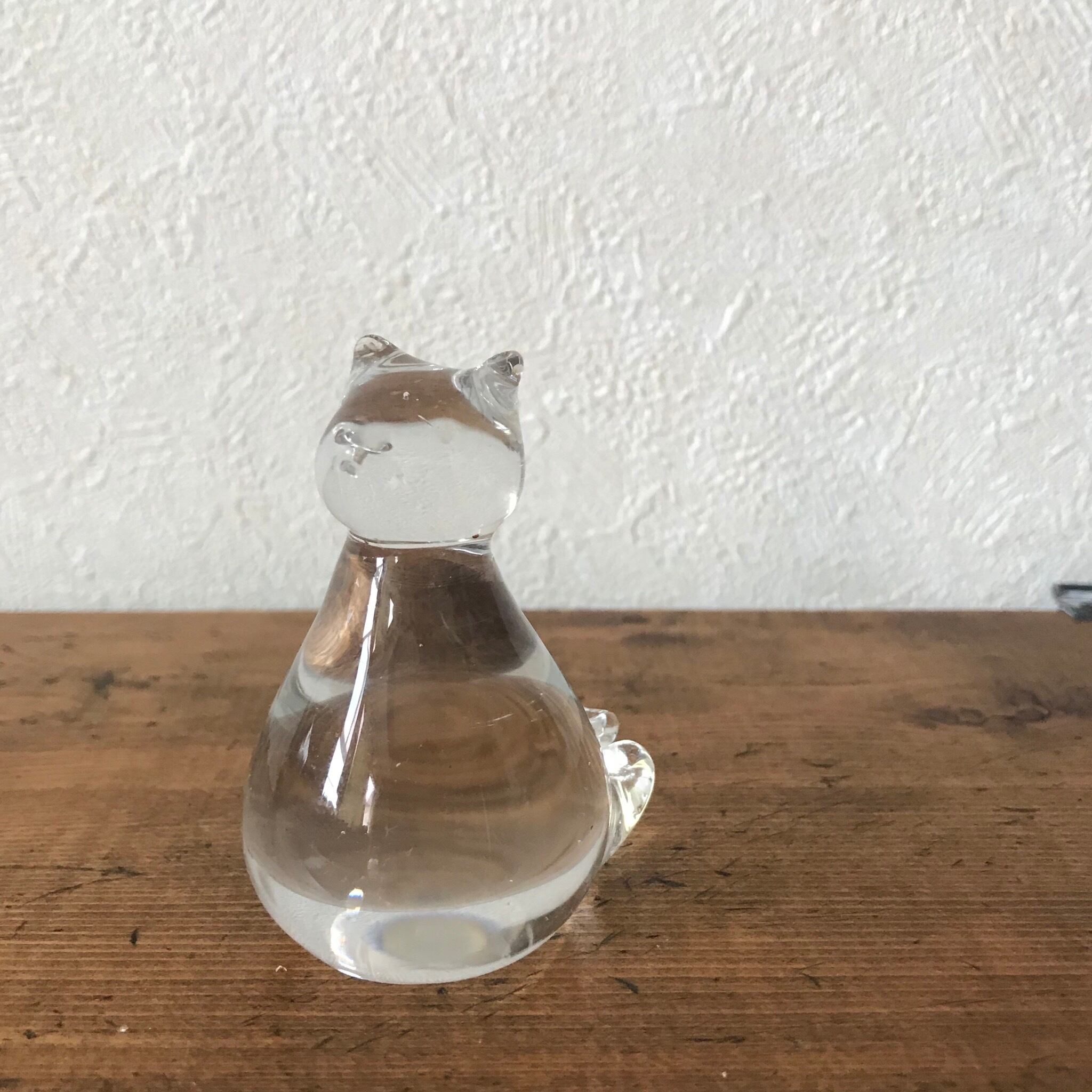 ガラスのネコ