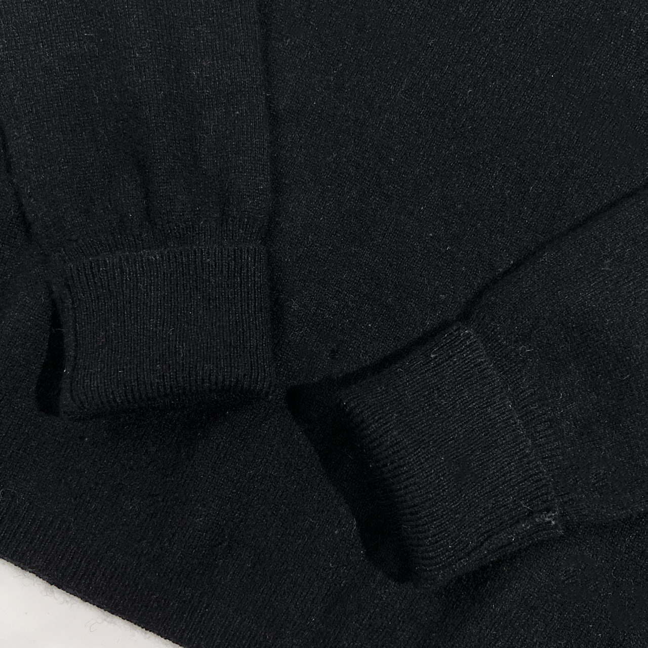 カシミヤ100% UNIQLO ユニクロ タートルネック ニット セーター M/ブラック レディース