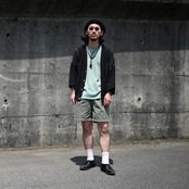 BOWWOW(バウワウ） 8812 TEE AGED、US ARMY CHINO SHORTS AGEDグリーンコーデ