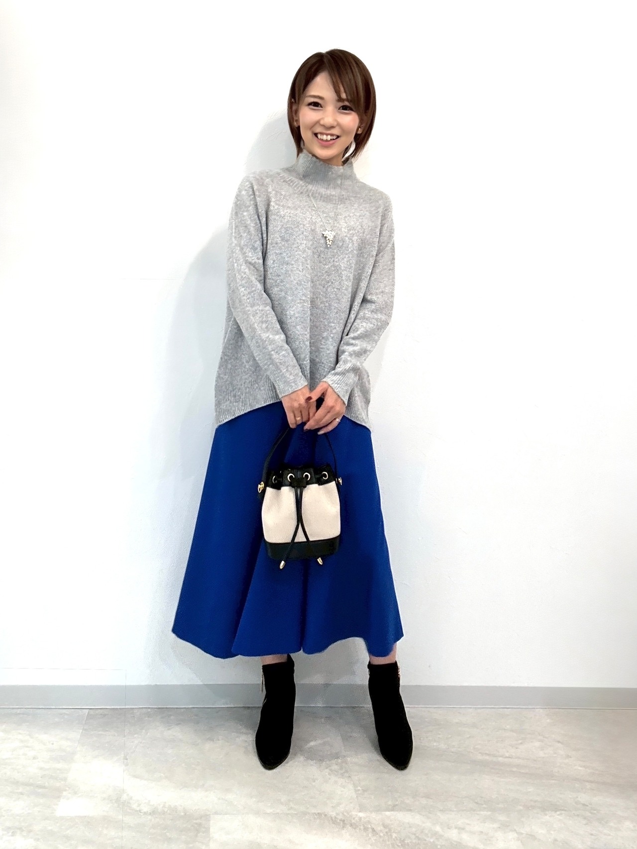 ホールガーメントニット