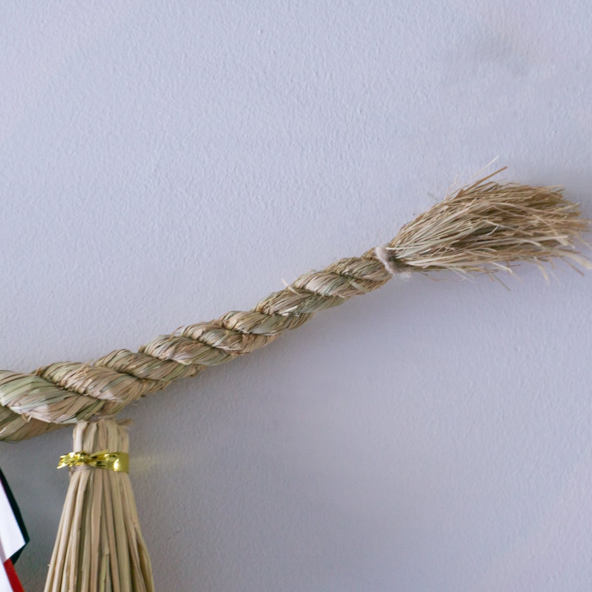 わら細工たくぼ 3本房注連縄 70cm | くらしのギャラリー杜の街グレース店