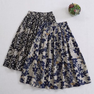 2色／デザインフラワーAラインスカート ・9589