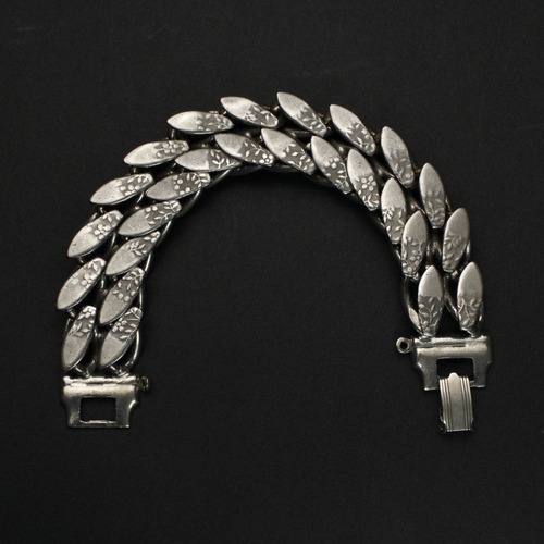 Vintage Heavy Chain Wide Bracelet [1950s ~] Flower Pattern