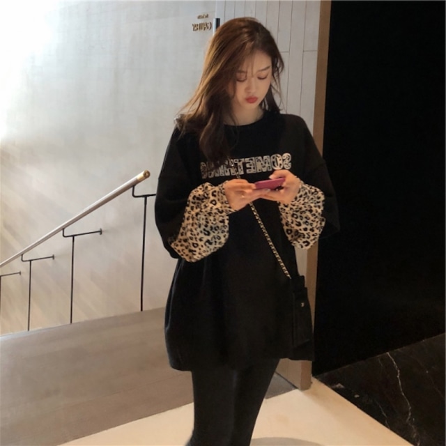 レイヤードｔシャツ スウェット ロンt レオパード 重ね着 春 トップス レディース 韓国 ファッション 春服 レディース ビッグシルエット オーバーサイズ ゆったり ヒョウ柄 ロングｔシャツ ボリューム袖 長袖 春 トップス Vestito