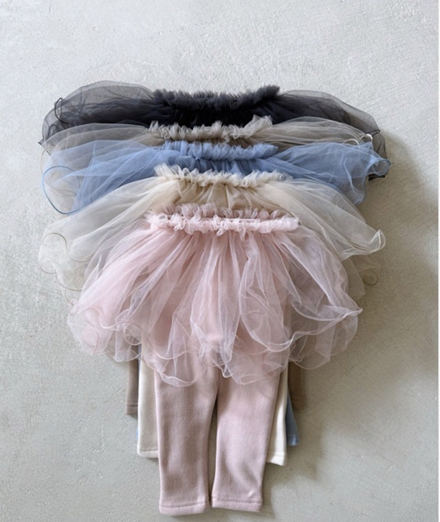 《お取り寄せ》キッズ　チュールレギンス