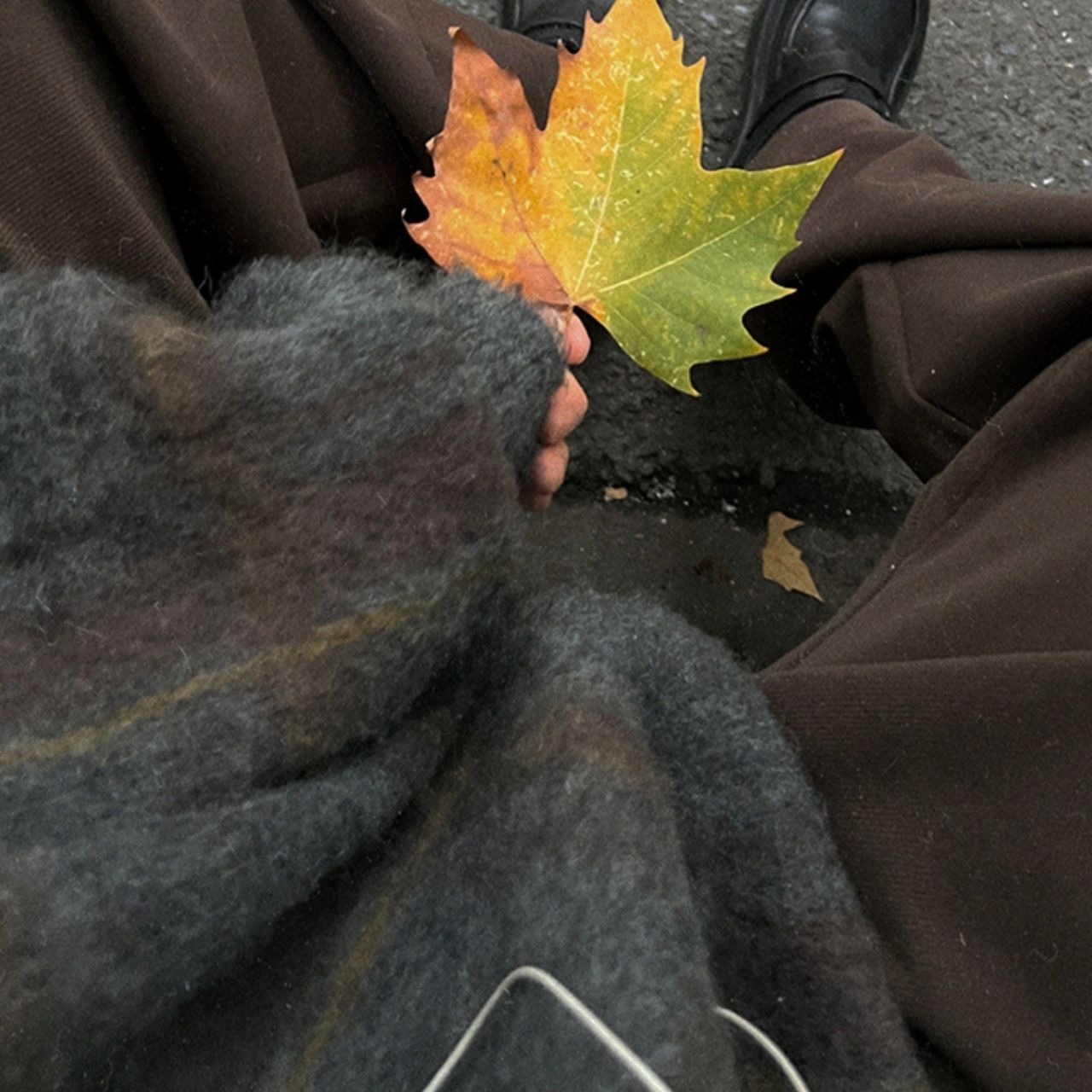 ふわふわチェック柄ビッグニット　1052