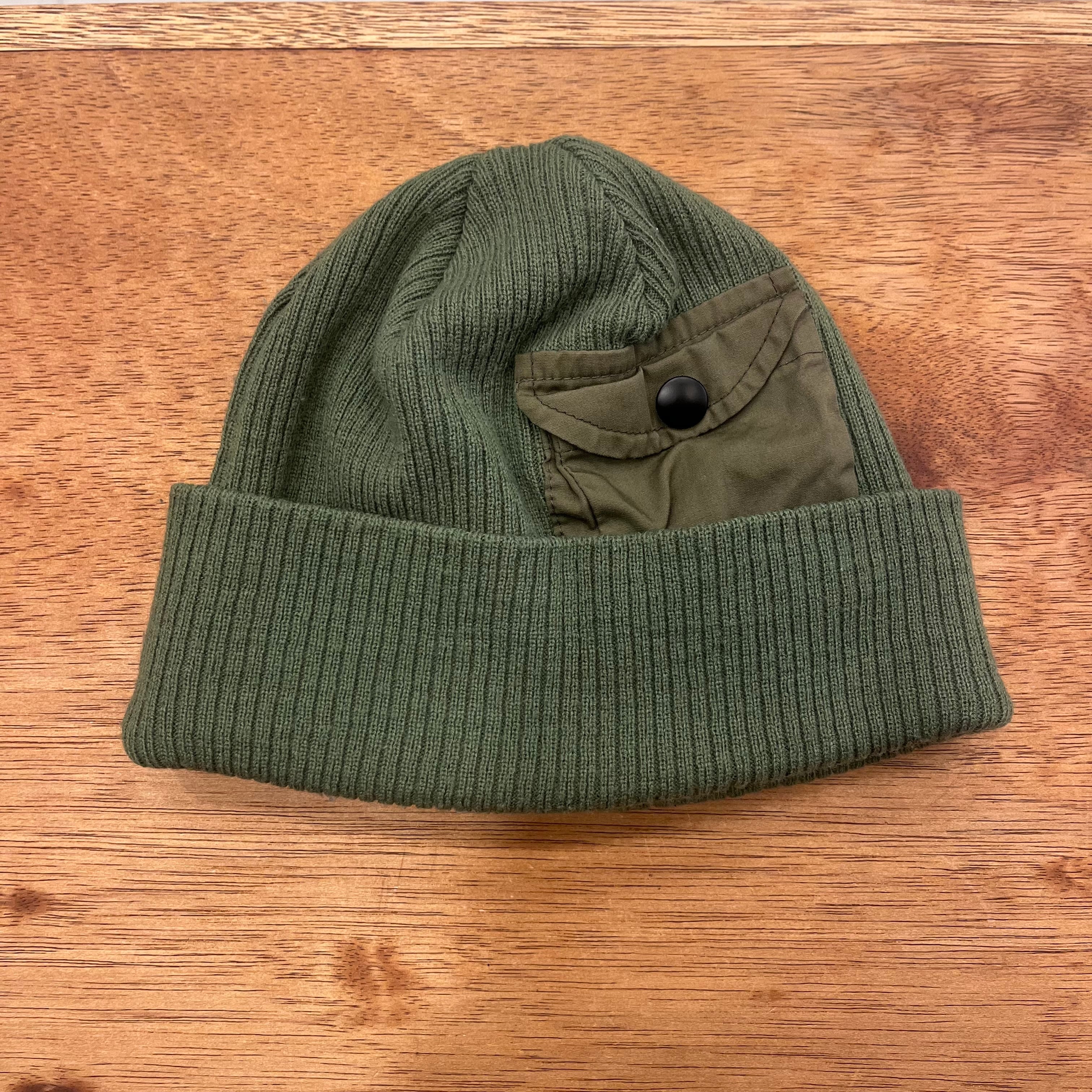 PALACE Skateboards POCKET BEANIE CAP | safarionline