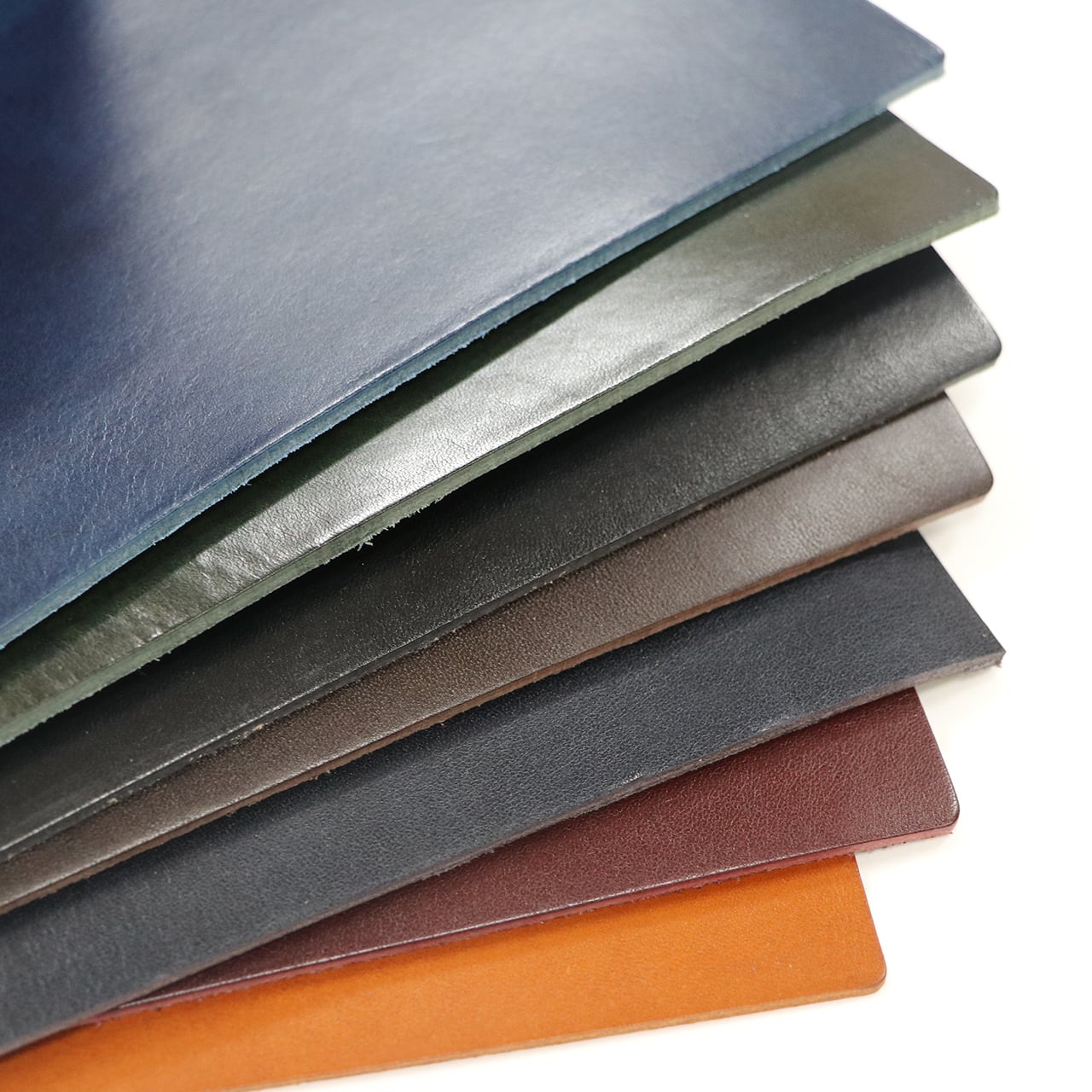 A4 | ウインズファクトリーレザーショップ