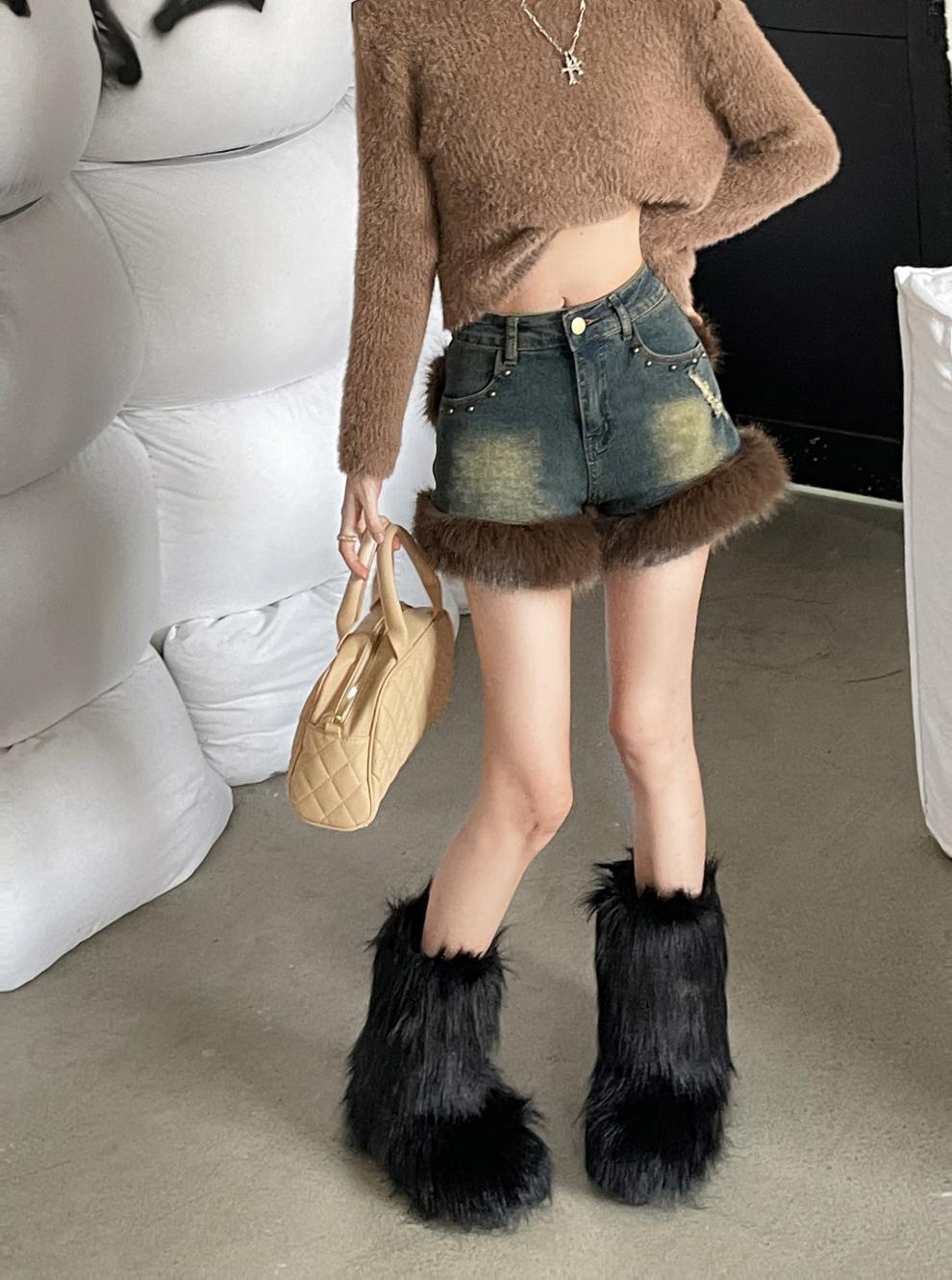 【d.i.a. 】ファー付きデニムショートパンツ ヒョウ柄 ギャル d.i.a. 】ファー付きデニムショートパンツ ヒョウ柄 ギャル