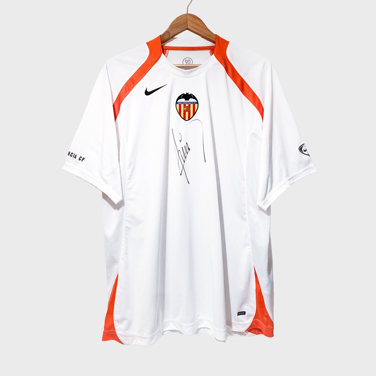 アイマール　バレンシア　直筆サイン入り　ユニフォーム　タグ付き アイマールバレンシア直筆サイン入りユニフォームタグ付き