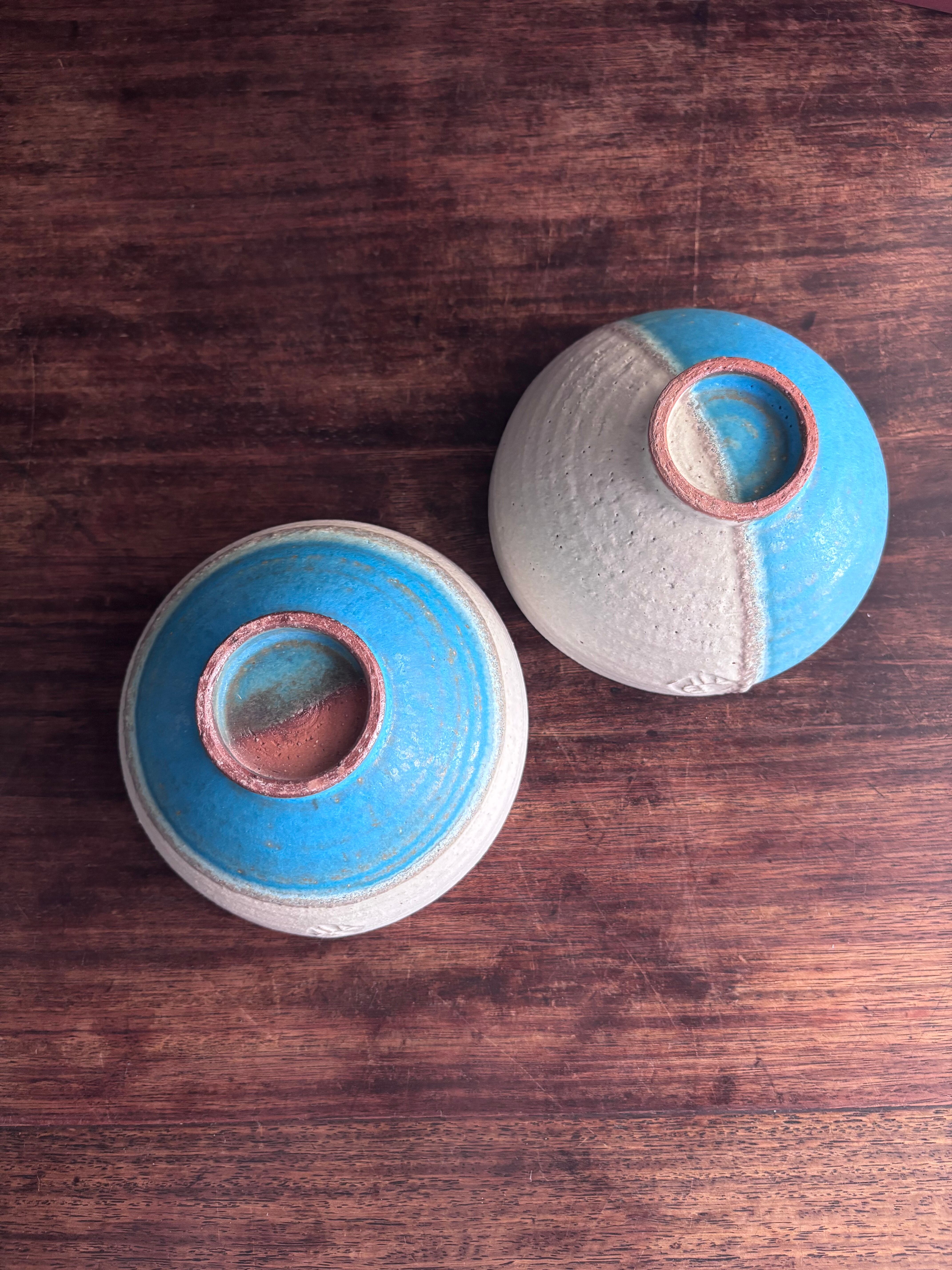 左馬 飯碗　 / レンジ・食洗機可 / 茶碗　飯茶碗 左馬 午年 新年 縁起物 干支 和食器 陶器　ちゃわん ペア セット ソーシャルギフト  青　白　縁起物　縁起　和食器 陶器  お祝い 贈り物 結婚記念日 夫婦 お揃い 還暦祝い 記念日 ギフトセット 退職祝い 結婚祝い 引越し祝い「茶碗 2個 」食器セット ペアセット