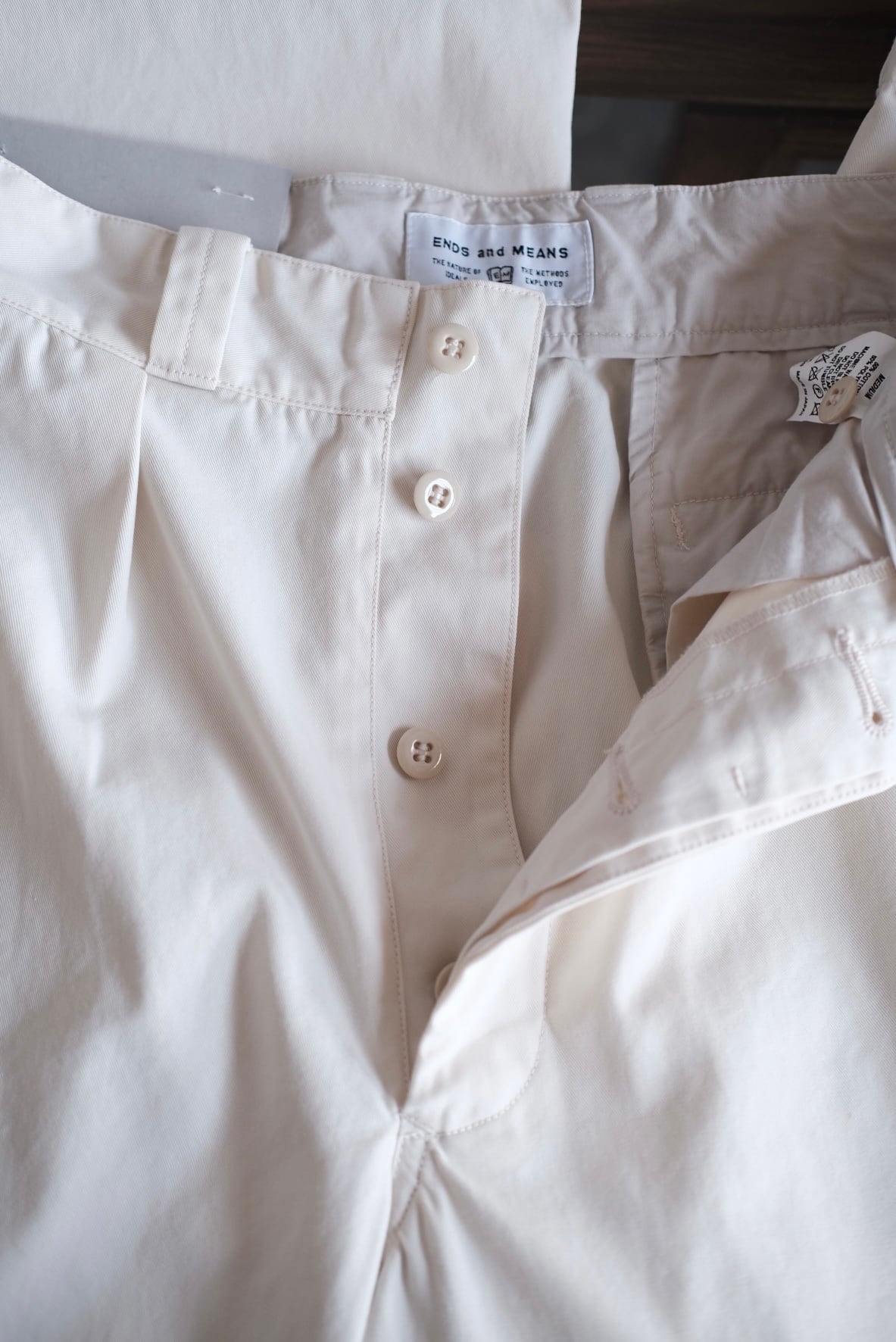 ENDS and MEANS＜エンズアンドミーンズ＞Army chino | Inhigh