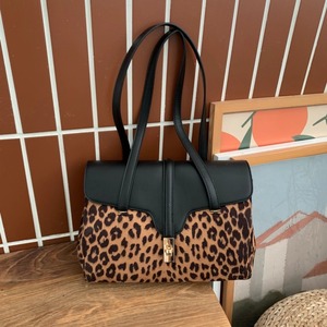 柄ハンドバッグ