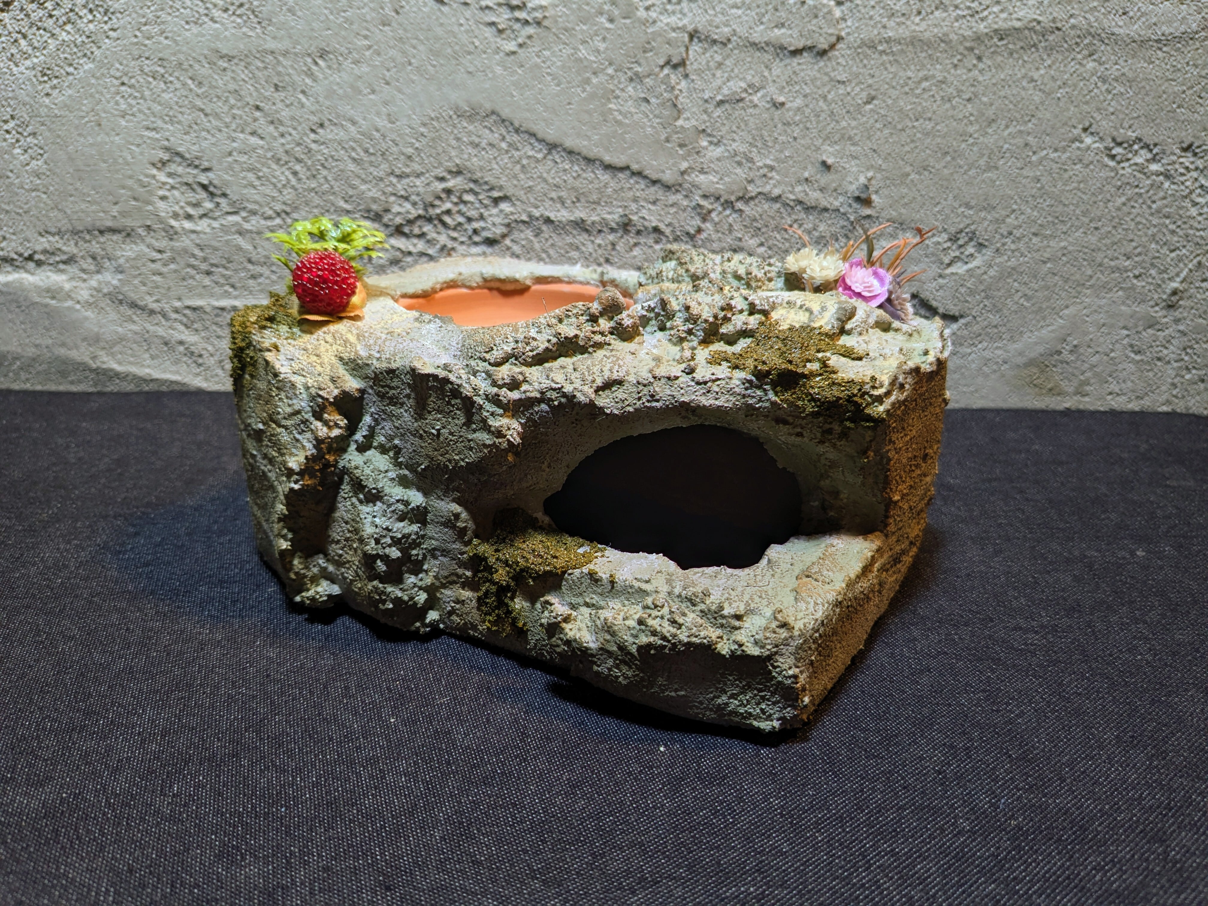 岩型 レイアウト 爬虫類 ケージ ともえ屋 シェルター 岩 爬虫類用造形アート ともえ屋
