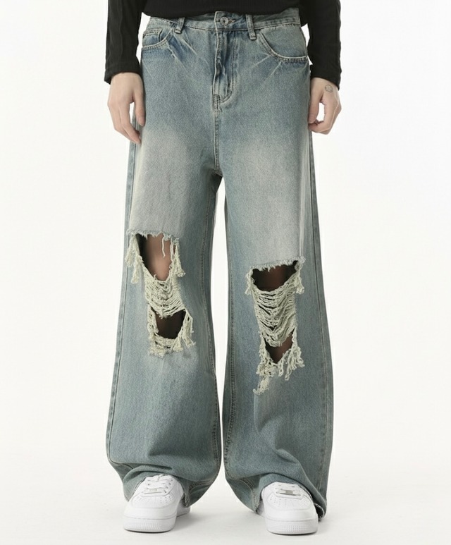 ダメージジーンズ