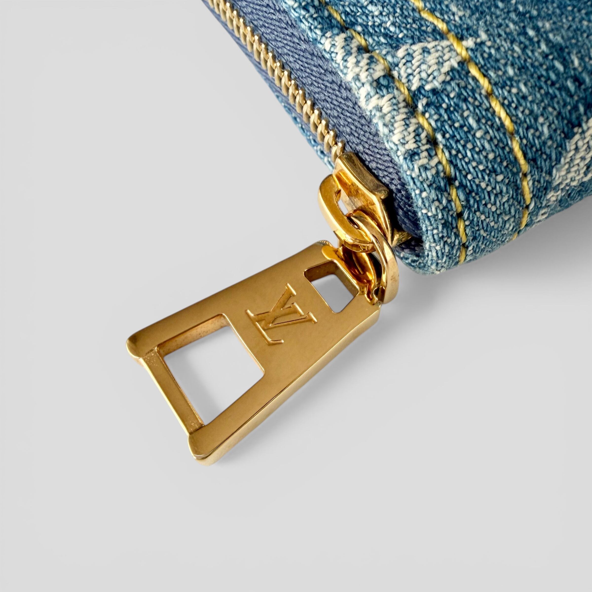 LOUIS VUITTON ルイヴィトン ジッピー コイン パース モノグラム