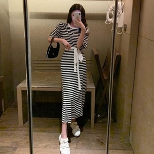 【送料無料】ワンピース ロング ミモレ丈 ボーダー ハイウエスト ウエストリボン スリット おしゃれ きれいめ 大人可愛い カジュアル セクシー 半袖 お出かけ デート 普段使い デイリー OP-475IU