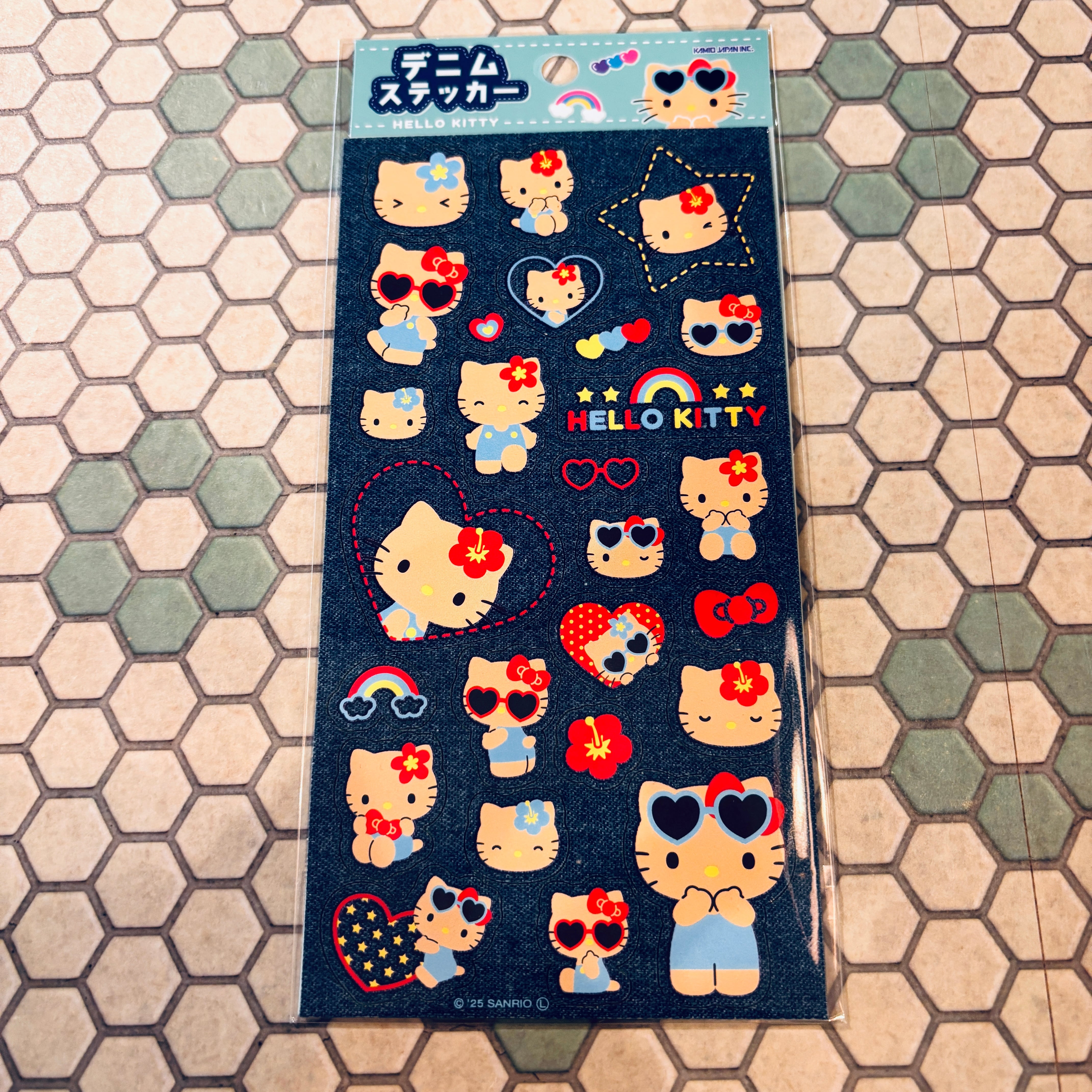 サンリオ 日焼けキティちゃん デニムステッカー CA05