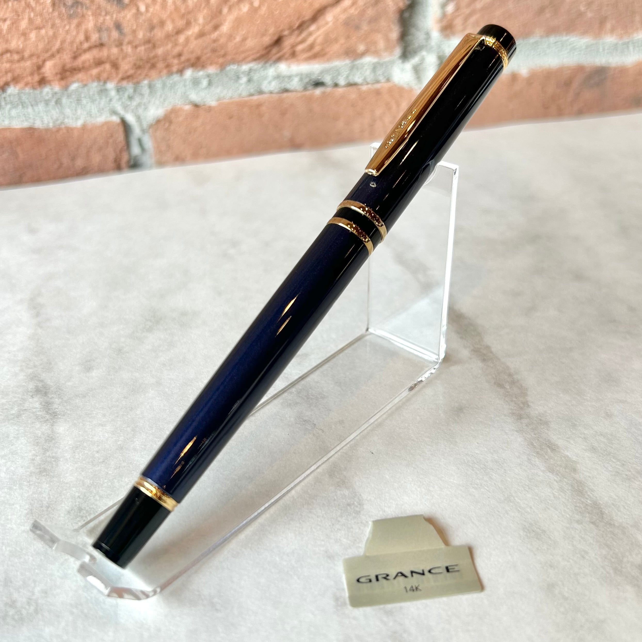 PILOT(パイロット)カスタム742 万年筆 14K 金 PILOT 「カスタム742 万年筆（ブラック）」／14金ペン先 | ペンネジューク