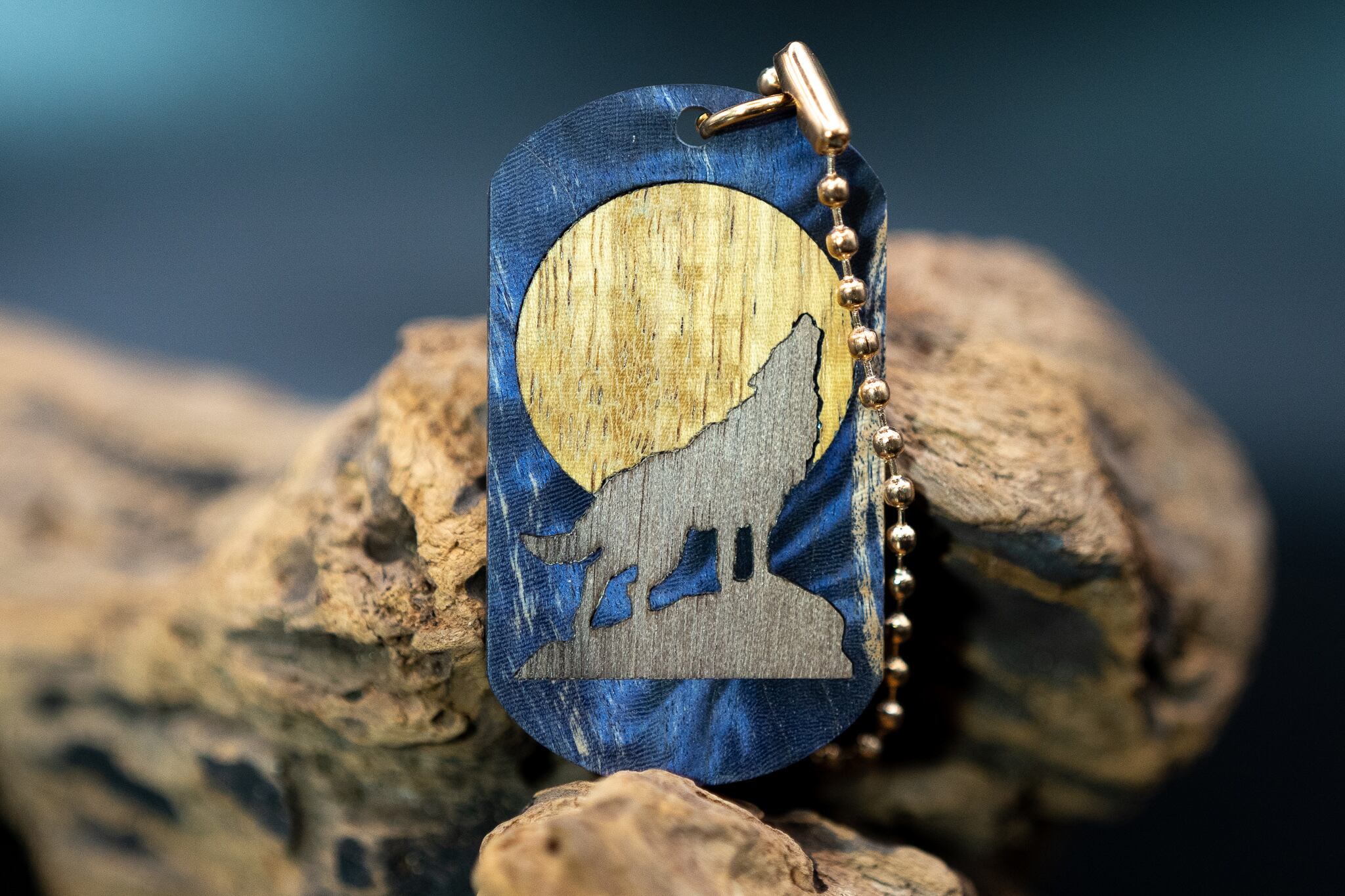 【 朧パープル 】スタビライズウッド 栃 ドッグタグ 象嵌 月と狼